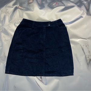 Soft cotton mini skirt